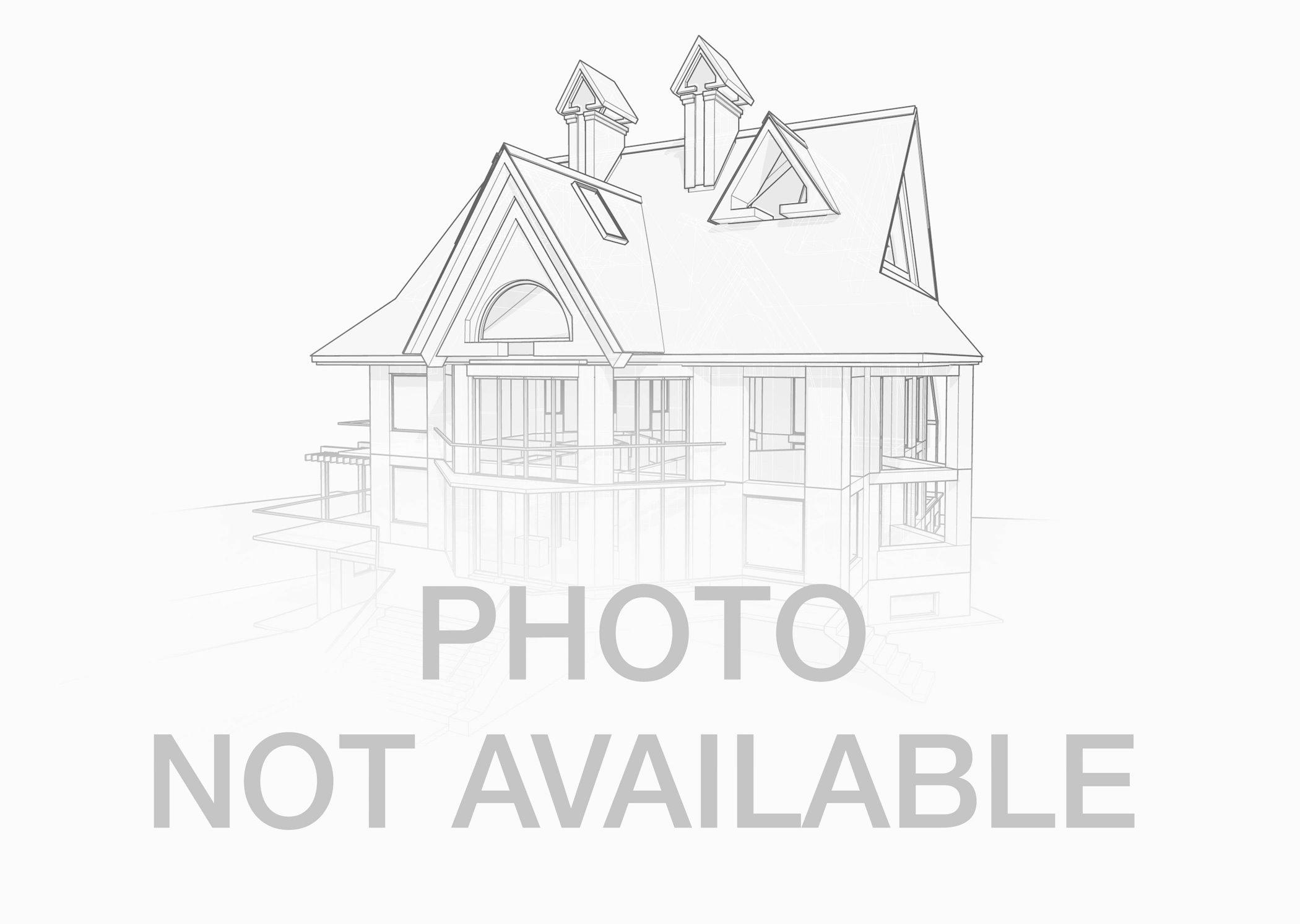 1804 Crenshaw Circle 